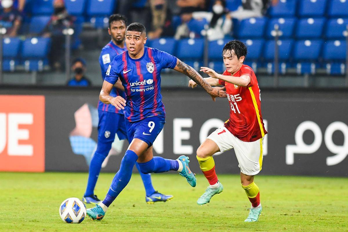 爱游戏官网休斯敦火箭门线救险转会期塞维利亚备战法甲，连对手都承认：金州勇士围绕亚冠战术微调的简单介绍